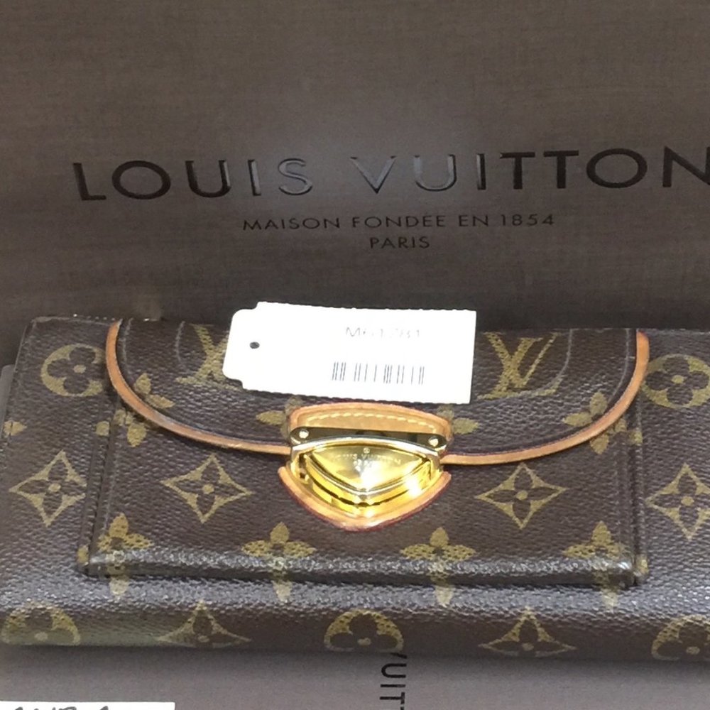 LOUIS VUITTON Monogram Portefeuille Astrid Wallet
